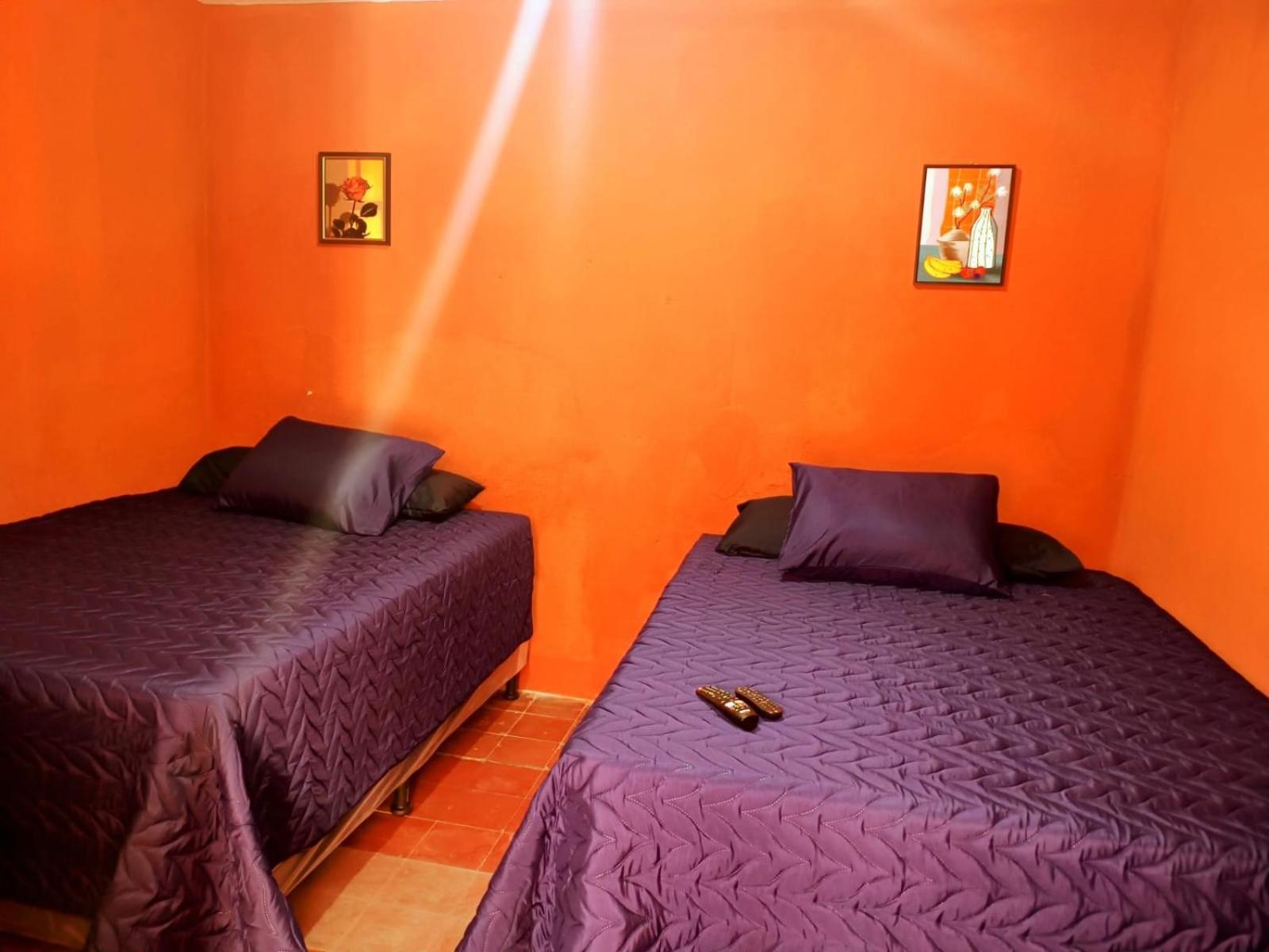 Hotel Cristales De Antigua La Calzada Extérieur photo