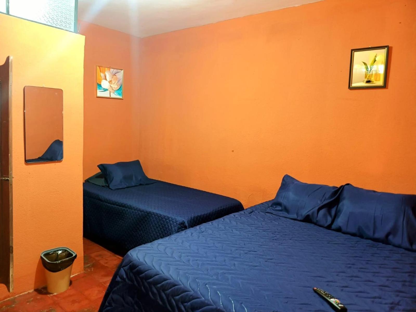 Hotel Cristales De Antigua La Calzada Extérieur photo