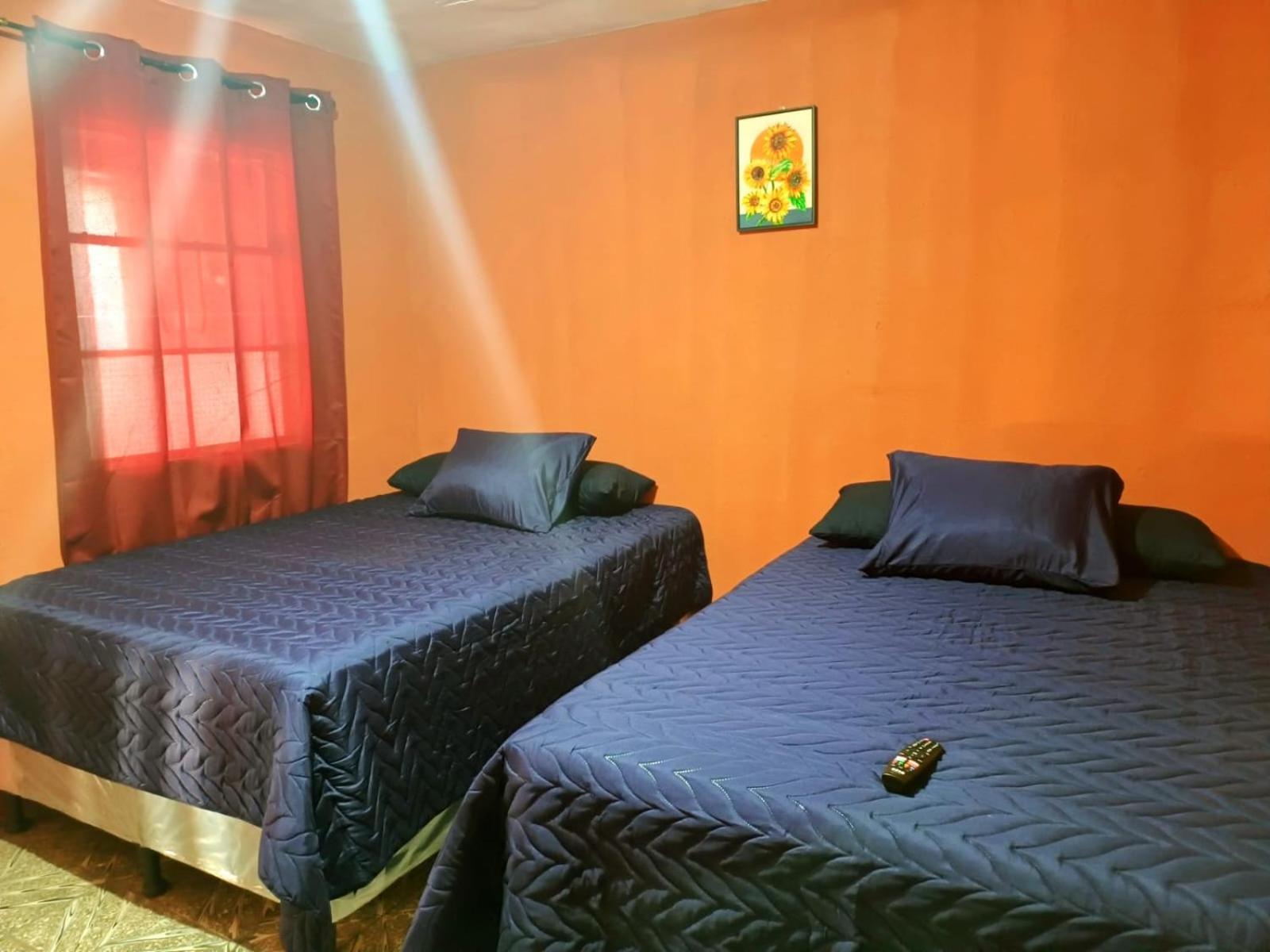 Hotel Cristales De Antigua La Calzada Extérieur photo