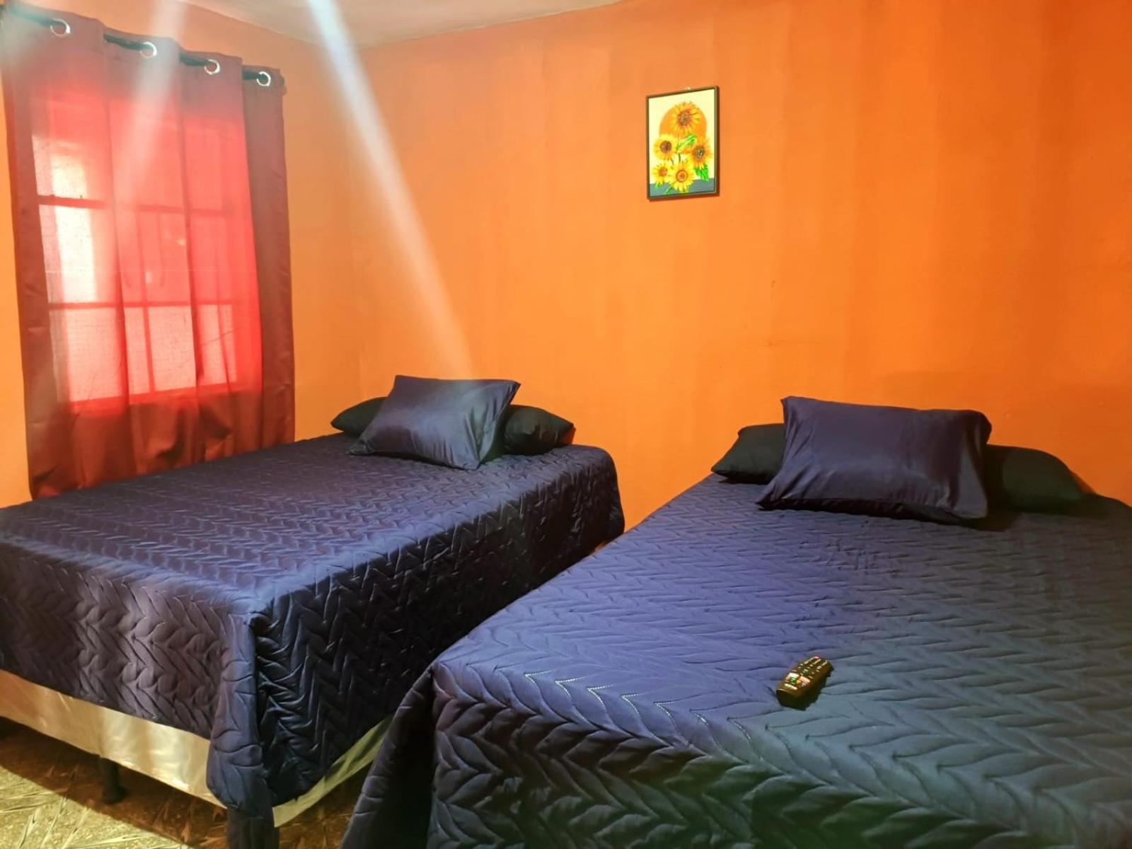 Hotel Cristales De Antigua La Calzada Extérieur photo