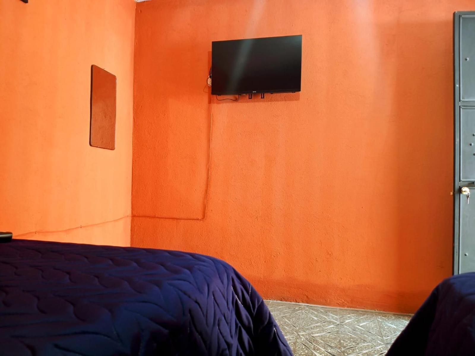 Hotel Cristales De Antigua La Calzada Extérieur photo
