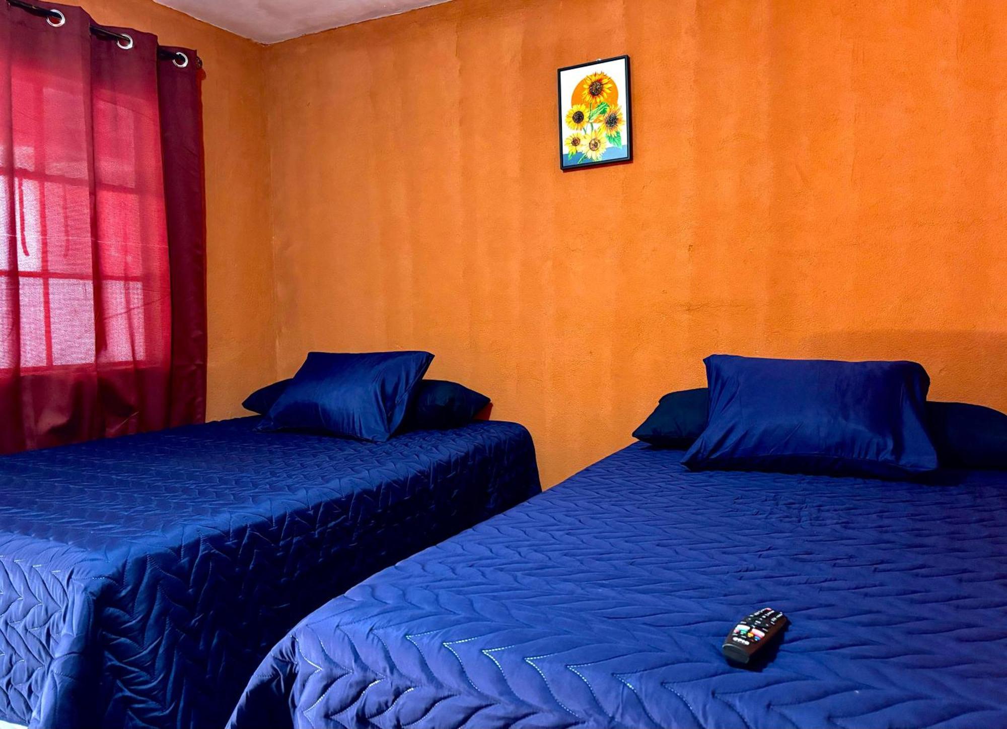 Hotel Cristales De Antigua La Calzada Extérieur photo