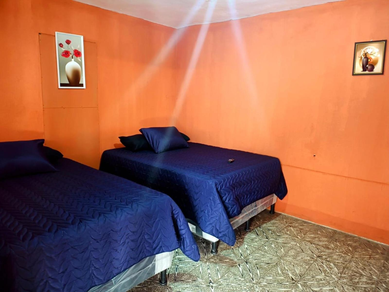 Hotel Cristales De Antigua La Calzada Extérieur photo