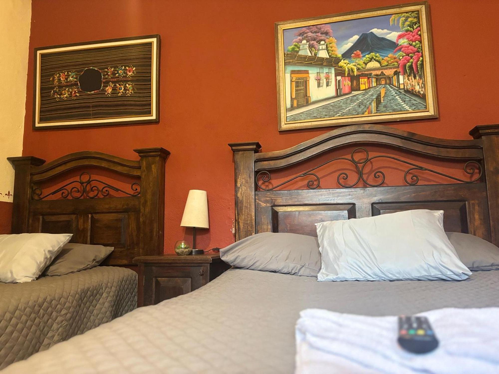Hotel Cristales De Antigua La Calzada Extérieur photo