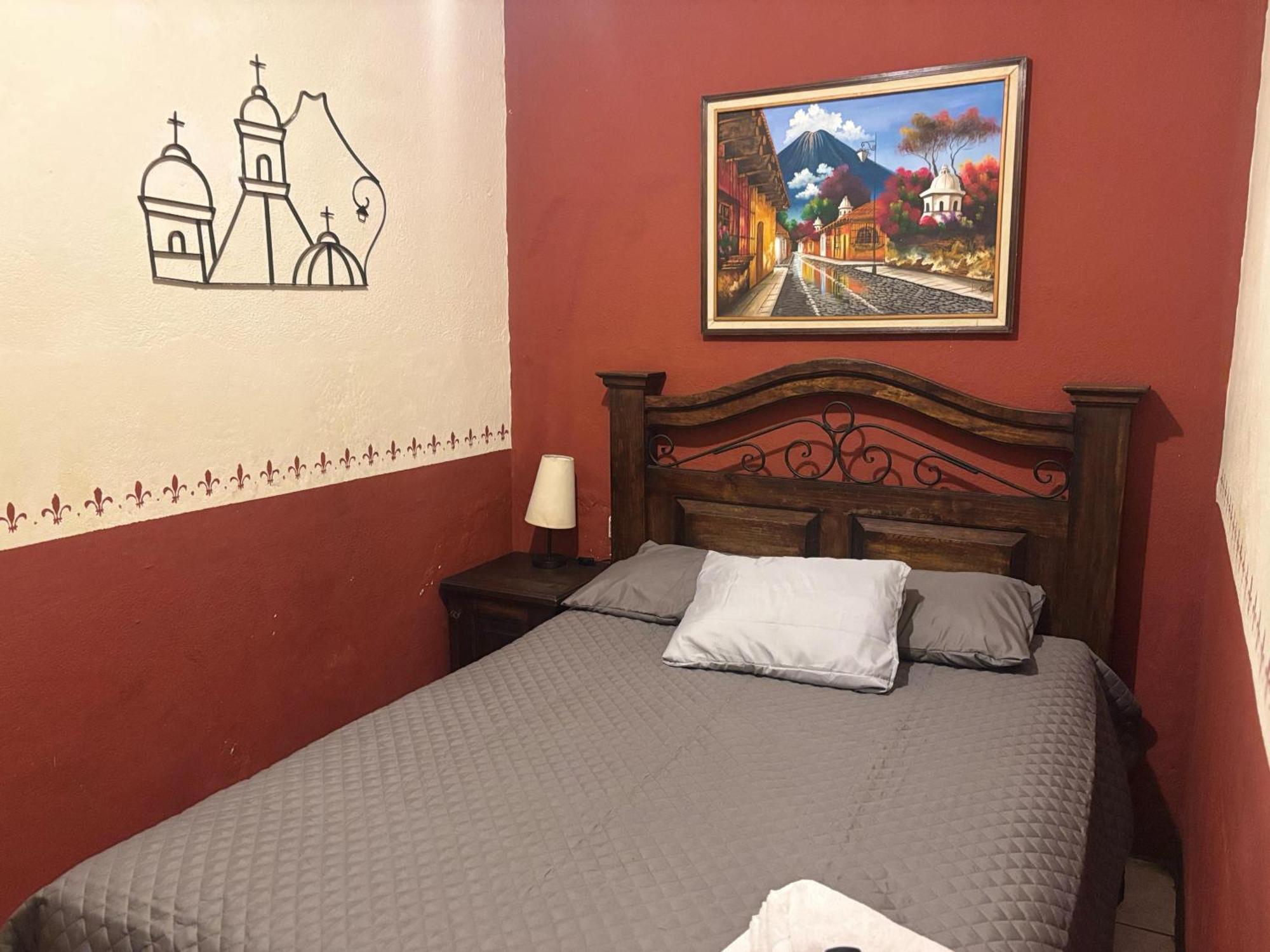 Hotel Cristales De Antigua La Calzada Extérieur photo